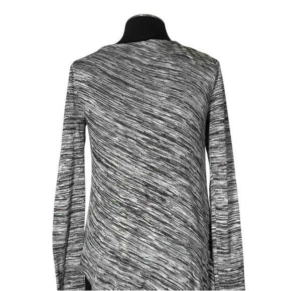 🆕 White House Black Market – Gray Long Sleeve Layered Stretch Top – Small - Picture 7 of 11